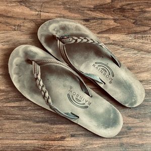 ✨Rainbow Sandals Women’s Flirty Braidy in Espresso✨